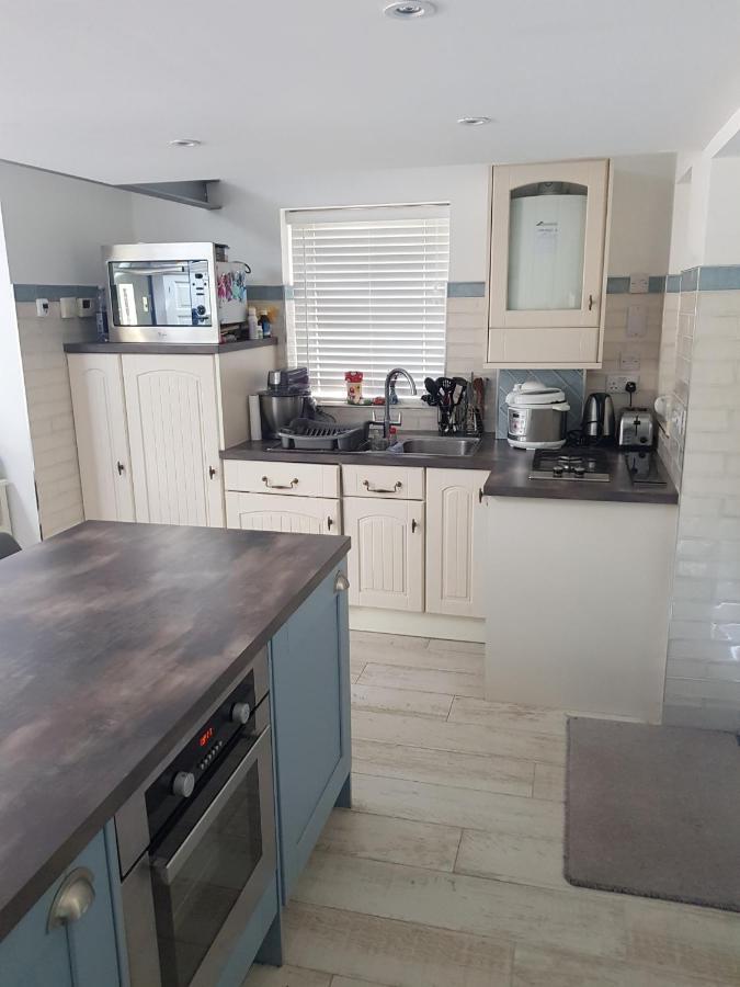 Appartement Modern In Plympton *